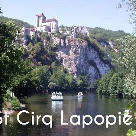 Hébergement de vacances Sardet *